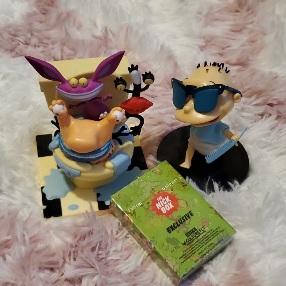 Nick Box Exclusive Figures and Playing Cards